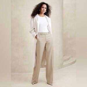NWT-Banana Republic Beige Lido Wide Leg Italian Wool Pants- size 12 long